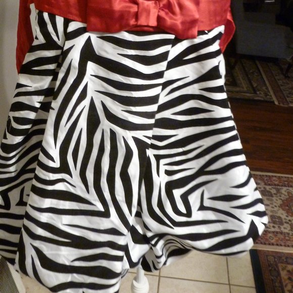Speechless Zebra print Girls Formal Dress w/ Red bow and belt - Picture 3 of 11